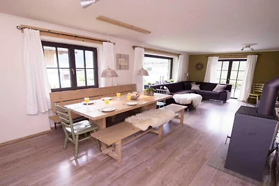Chalet vicino allo skilift e al bikepark a...