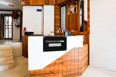 Super Townhouse Oak Vashi