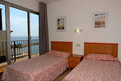 Appartement in Costa Brava bij Strand