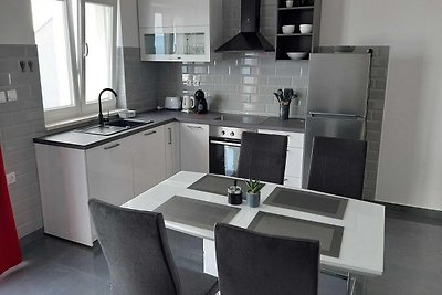 Apartments Dobrila - One Bedroom Apartment wi...