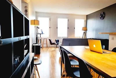 Parcheggio con vista sulla baia della Senna P...