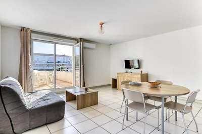 Klimatisiertes Apartment mit Poolblick für 4...