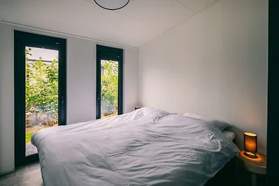 Nachhaltig gebaut, 2-Bad-Bungalow, in 2...