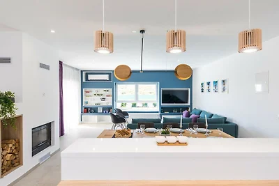 Scenic Elegant Trogir Villa with Pool - Five ...