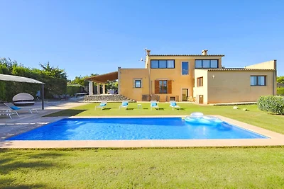 Ruhiges Landhaus mit Pool in Binissalem