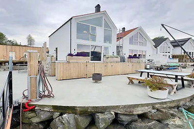 6 Personen Ferienhaus in Huglo