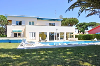 Geräumige Villa in Vilamoura mit...