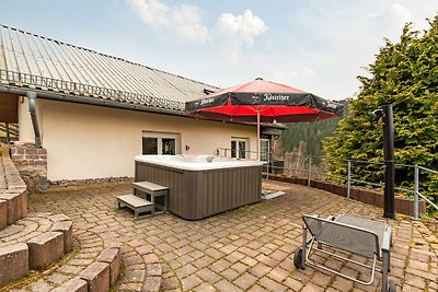 Ferienhaus mit Jacuzzi im Thüringer Wald nahe...