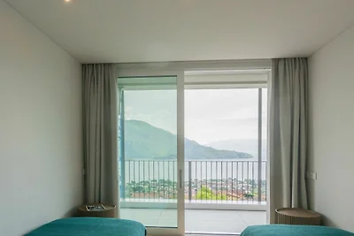 Villa in Vercana (CO) met wifi