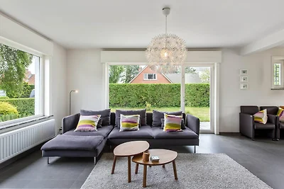 Schöne Villa in Koksijde in ruhiger Lage