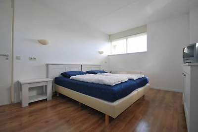IJsselmeer-Apartment mit Balkon