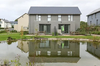 Charmante villa in Boussu-lez-Walcourt