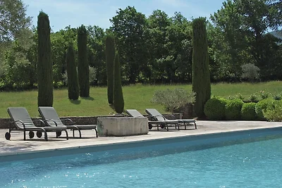 Villa con piscina privata a Oppède