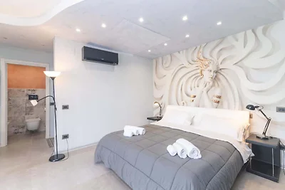Apartment mit Meerblick, Whirlpool und Balkon