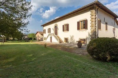 Villa en Mugello con piscina privada