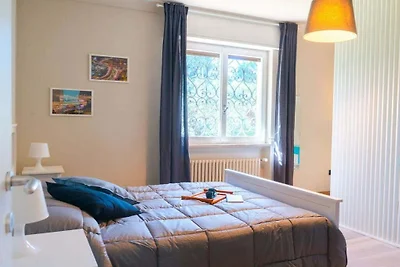 Lemon Apartment with Garden and Sea View