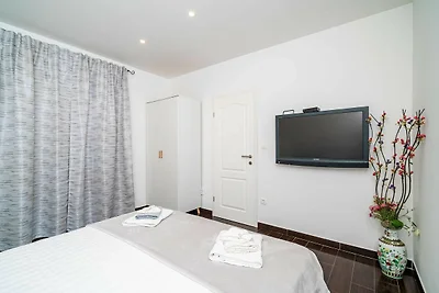 Apartments Dub - One-Bedroom Apartment (no.3)