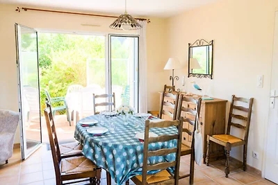 Casa a Plomeur vicino alla spiaggia di La...