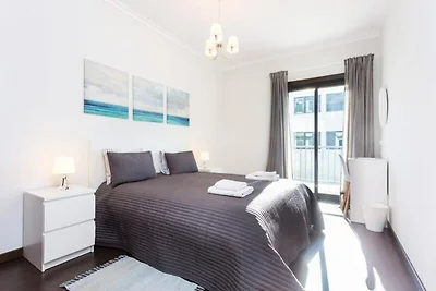 Wohnung in Lagos mit Dachterrasse und Pool