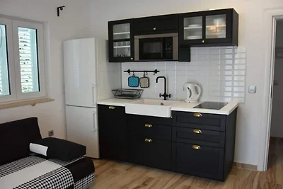 Apartments near the beach Orebic - One bedroo...