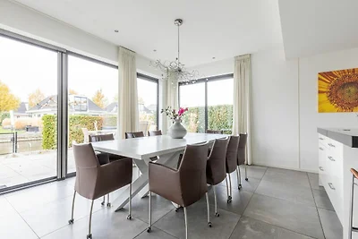 Villa moderna a Harderwijk con idromassaggio