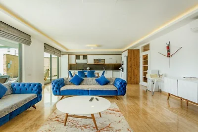 Villa in Kalkan mit Schwimmbecken