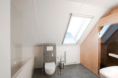 Loggia benessere con doccia solare