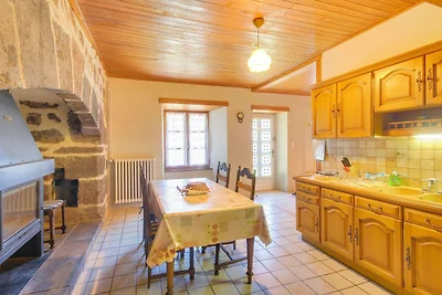 Bella villa nel Parc des Volcans d'Auvergne