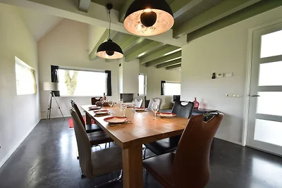 Denkmalgeschützte Villa in Tzummarum mit...