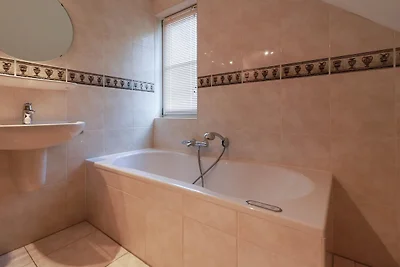 IJsselmeer-Villa mit Sauna & Whirlpool