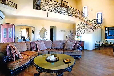 Villa cretese vicino alla spiaggia per 10
