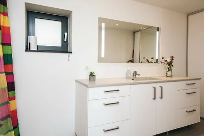 Rilassatevi con la vasca idromassaggio...