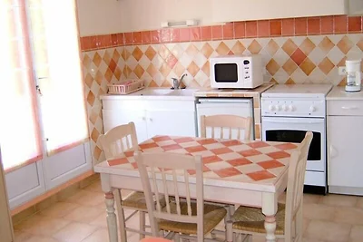 Bauernhaus in Aigues-Mortes in Strandnähe