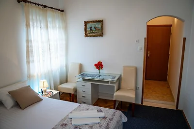 Guest House Cesic - Double Room No2