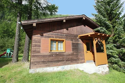 Chalet in Wallis bij Skilift & Saasdal