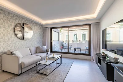 2-Zimmer-Wohnung im Herzen von Cannes + 20 m²...