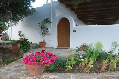 Villa in Sfinari mit Schwimmbecken