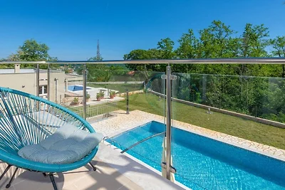Villa in Labin mit Schwimmbecken