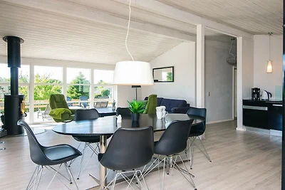 Gerestaureerd zomerhuis in Hejlsminde -- By T...