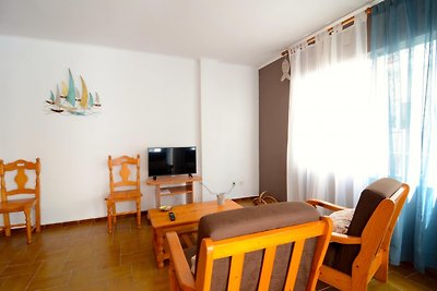 Apartment in Lescala mit Balkon