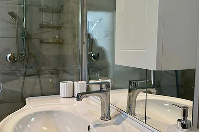 Luxury Lovran Apartments with Swimming Pool -...