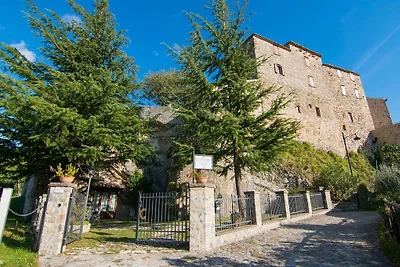 Casa vacanze a Petrella Guidi con giardino