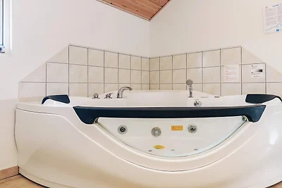 12 Personen Ferienhaus in Idestrup-By Traum