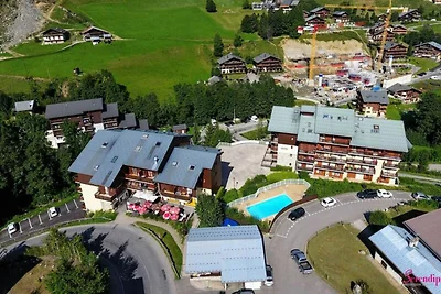 Wohnung in Areches mit Pool und Balkon