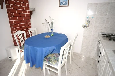 Appartamento a Vinisce con vista mare
