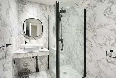 H2 - Erhabene und neue Wohnung im Zentrum von...