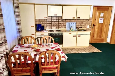 Asenstorfer House by the lake