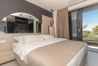 Four Bedroom Villa with pool
