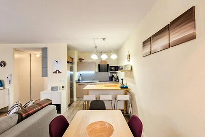 Renovierte Wohnung · Terrasse · Zentrum des R...