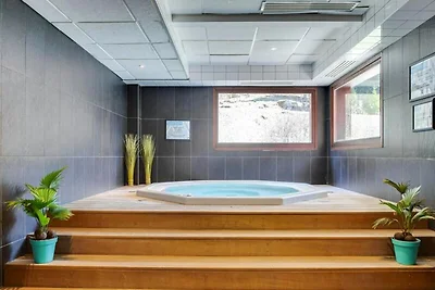 Wohnung in Vallorcine mit Pool & Jacuzzi